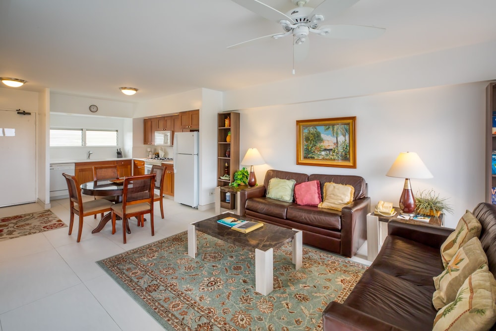 Waikiki Shore By Outrigger - photo 27