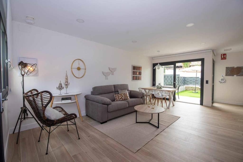 Adosado Duplex Marea Baja 2 zona de playa y montañ — 4-Star Luxury Hotel in Llanes, Spain