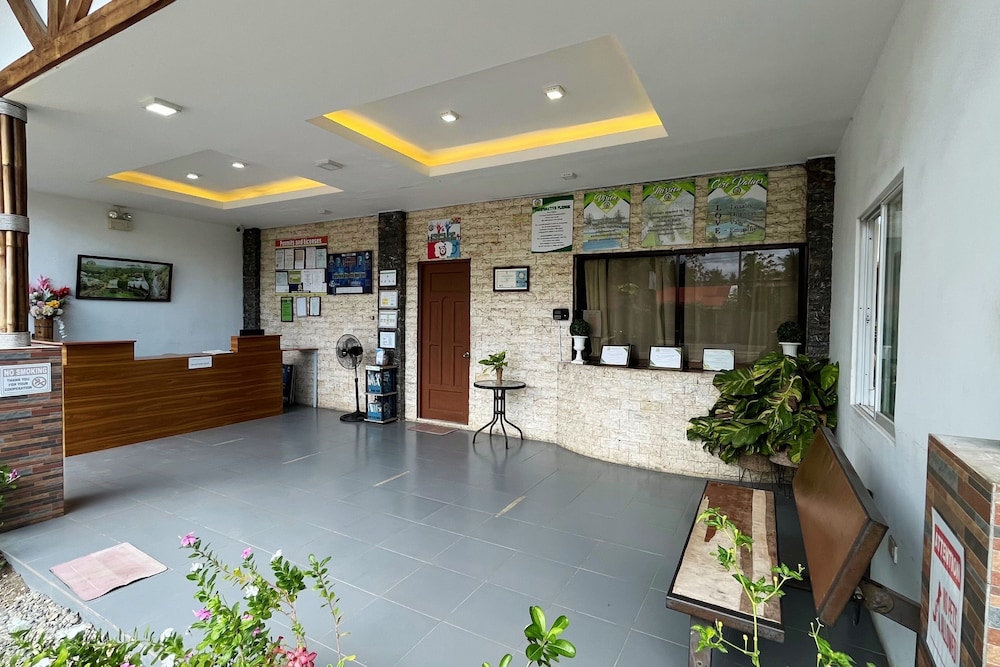 Hidden Valley Beach Resort — Pinamungahan — photo 4