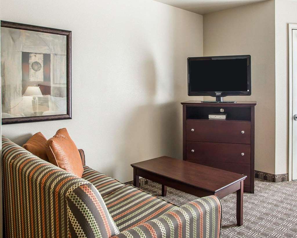 MainStay Suites St. Robert Fort Leonard Wood - photo 8