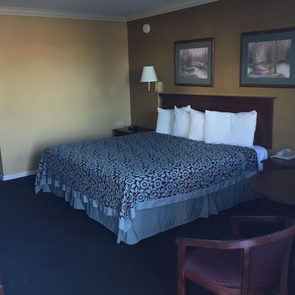 Travel Inn North Little Rock - photo 13