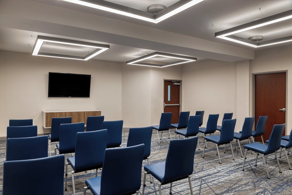 Holiday Inn Express Hotel & Suites Portland Jantzen Beach by IHG - photo 114