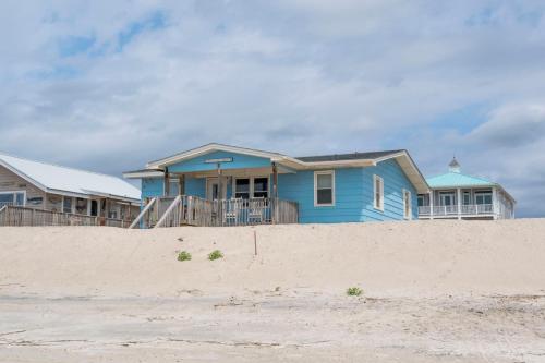Cabana Boy by Oak Island Accommodations - photo 13