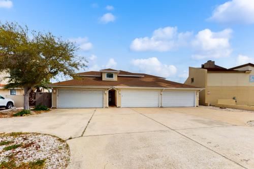 Cabana Cove in Corpus Christi, United States