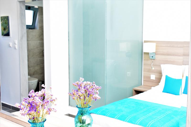 Lefkorama - carbon neutral hotel in Karpathos