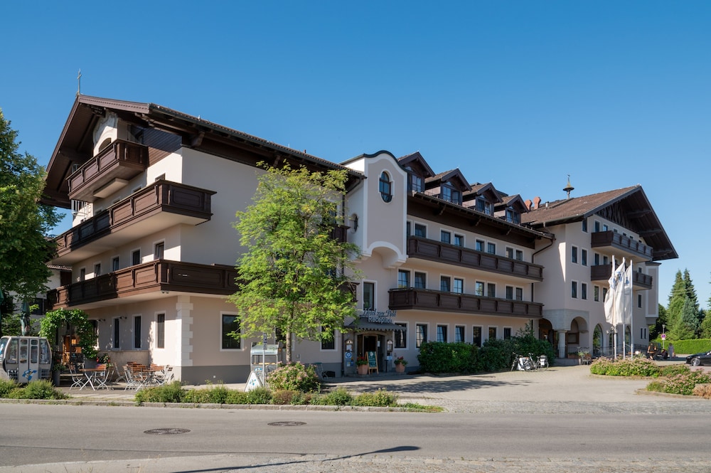 Hotel Zur Post Rohrdorf — hotel in Rohrdorf