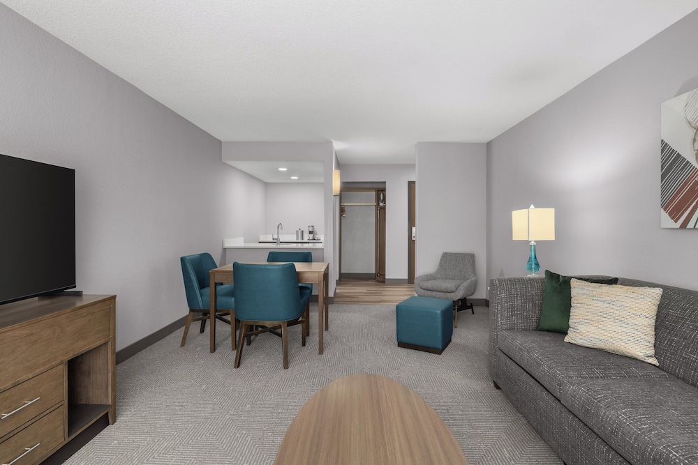 Holiday Inn Coralville Iowa City by IHG - photo 11
