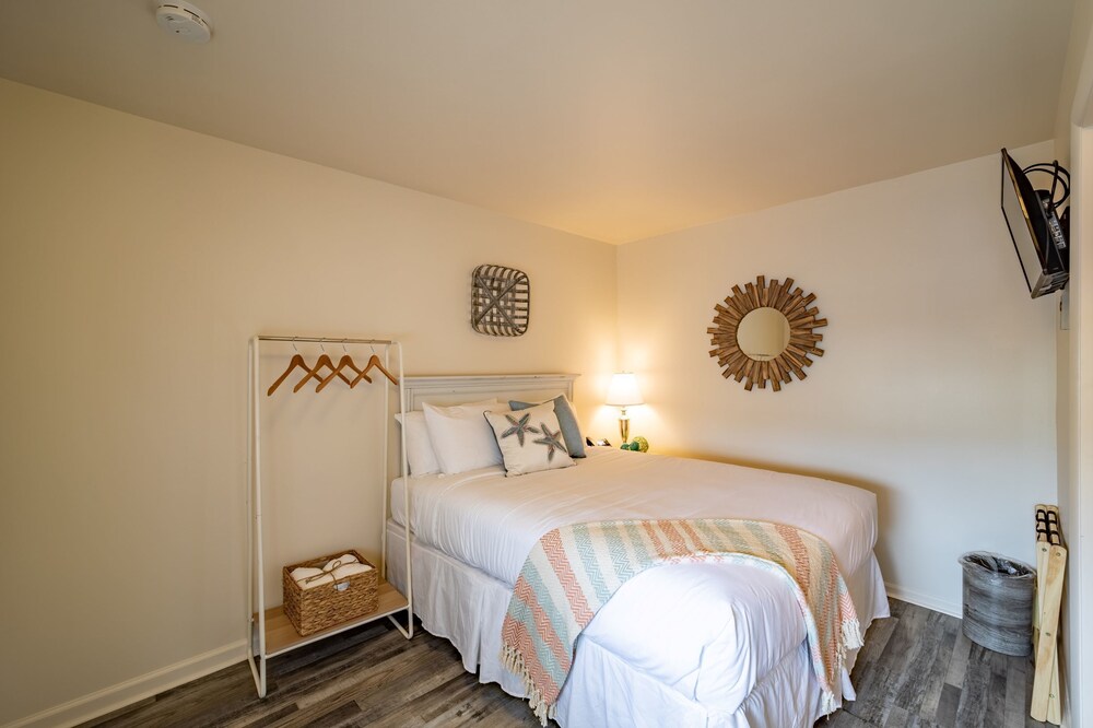 Ocean Glass Inn - photo 24