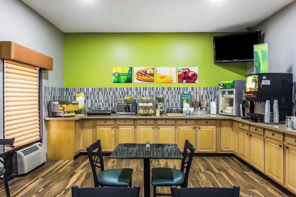 Quality Inn Albemarle - photo 28
