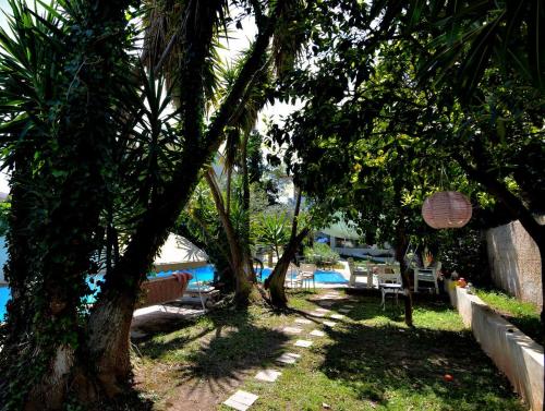 St. Thomas Bed and Breakfast — 4-Star Luxury Hotel in Paiania, Greece