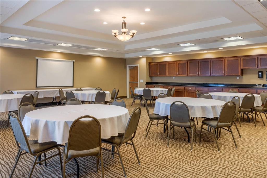 Comfort Suites Barstow near I 15 - photo 37