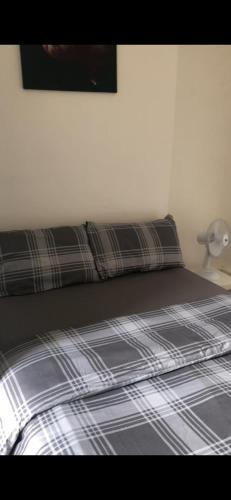 London x DM Weekly x Monthly Discounts x W13 — hotel in Greenford