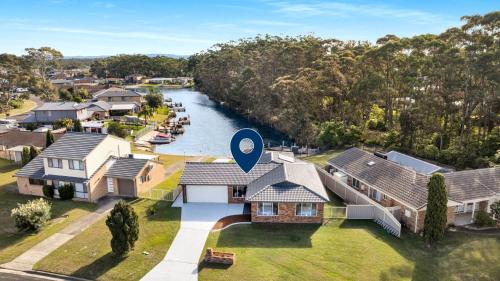 Serenity Escape Belle Escapes Jervis Bay in Sussex Inlet, Australia