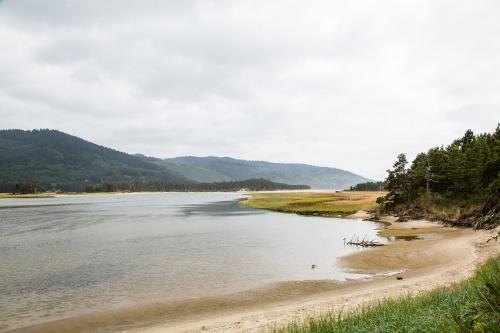 Pacific City RV & Camping Resort - photo 10