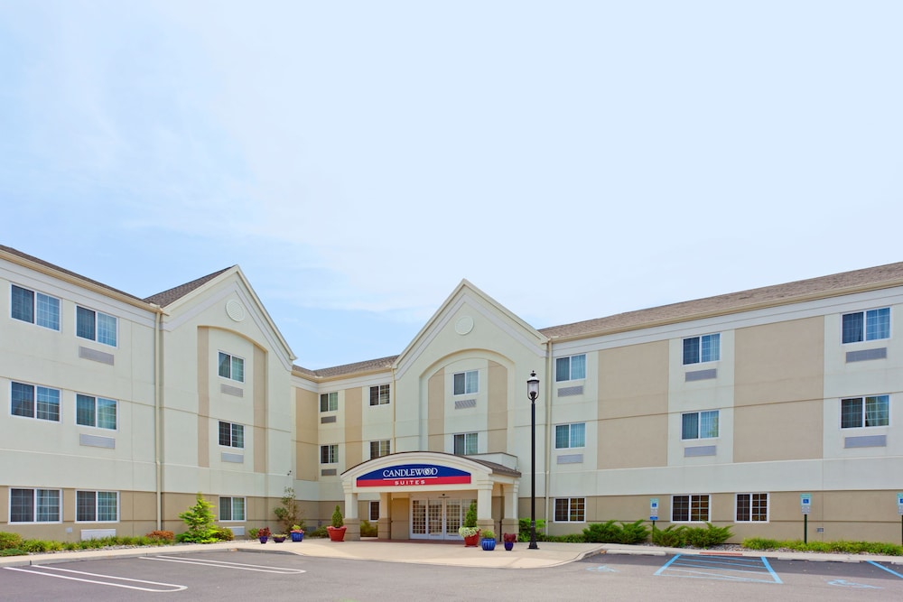 Candlewood Suites Bordentown Trenton by IHG - photo 53