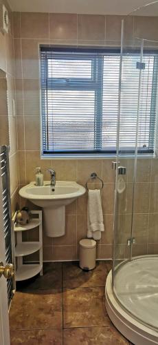 27 Princess Royal 1st Floor 3 bed apartment