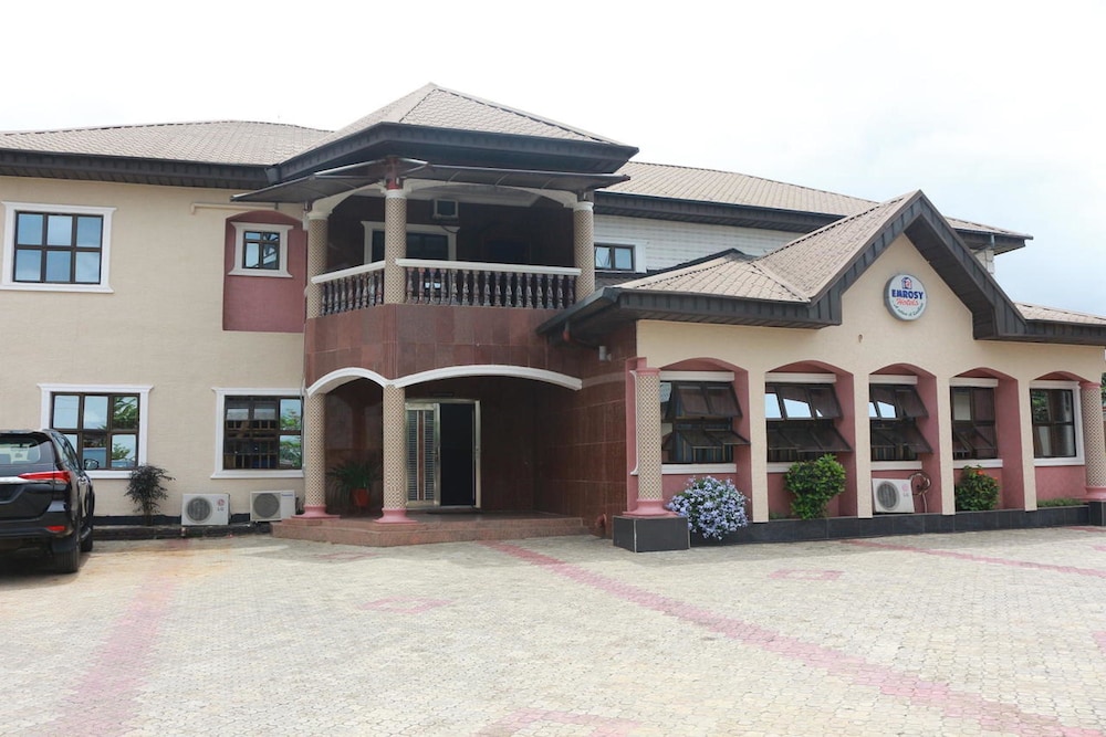 Emrosy Hotels in Uyo, Nigeria