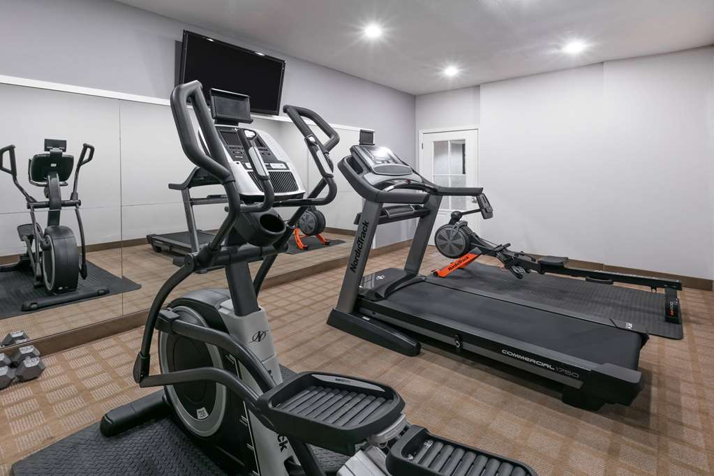 Microtel Inn & Suites by Wyndham Scott Lafayette - photo 6