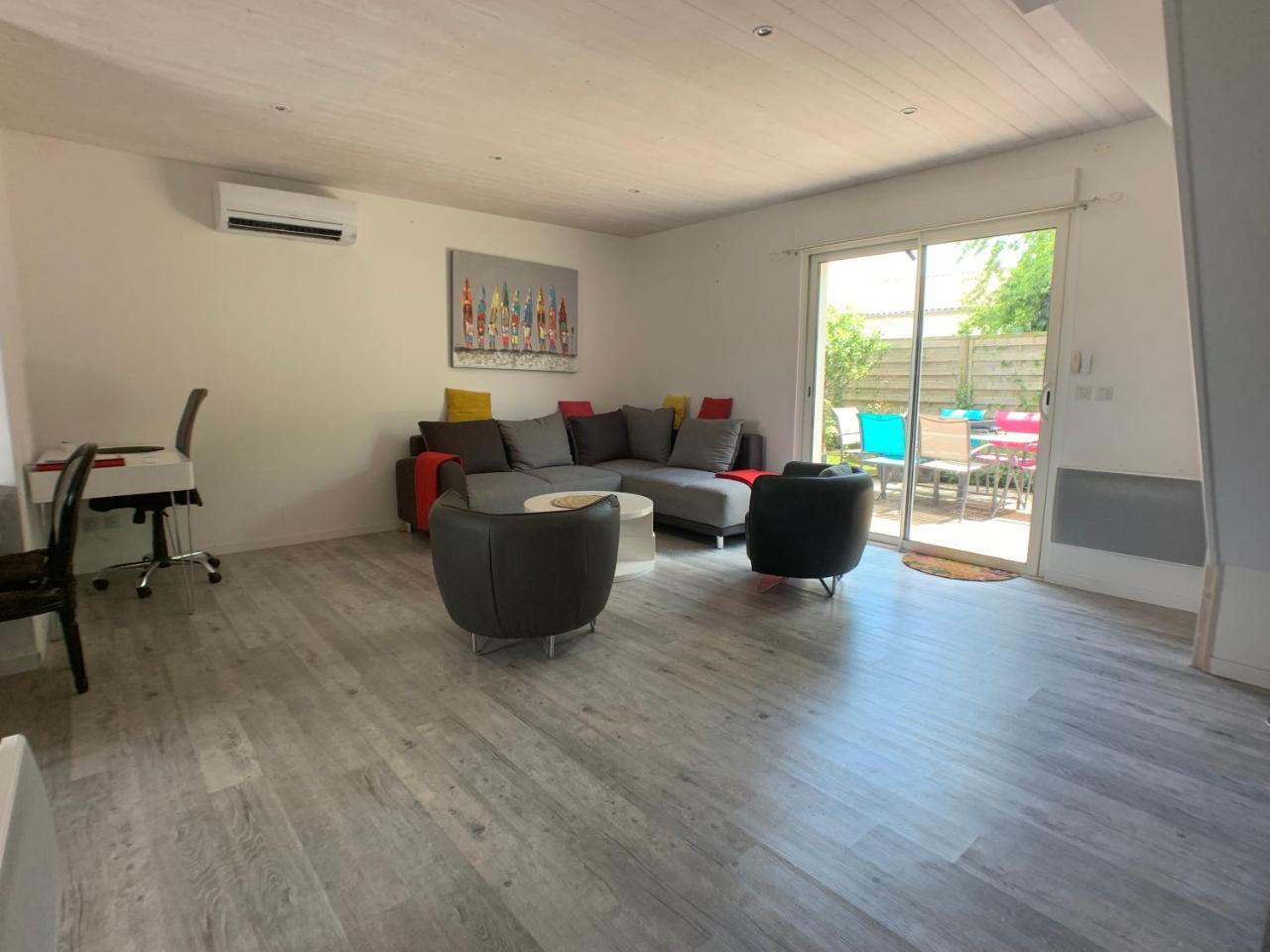 La Rochelle 10 Km Chatelaillon Plage — hotel in La Jarrie