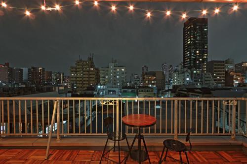 V.Close to Nishi Shinjuku FrWIF Roof top Terrace — 4-Star Luxury Hotel in Tokyo, Japan