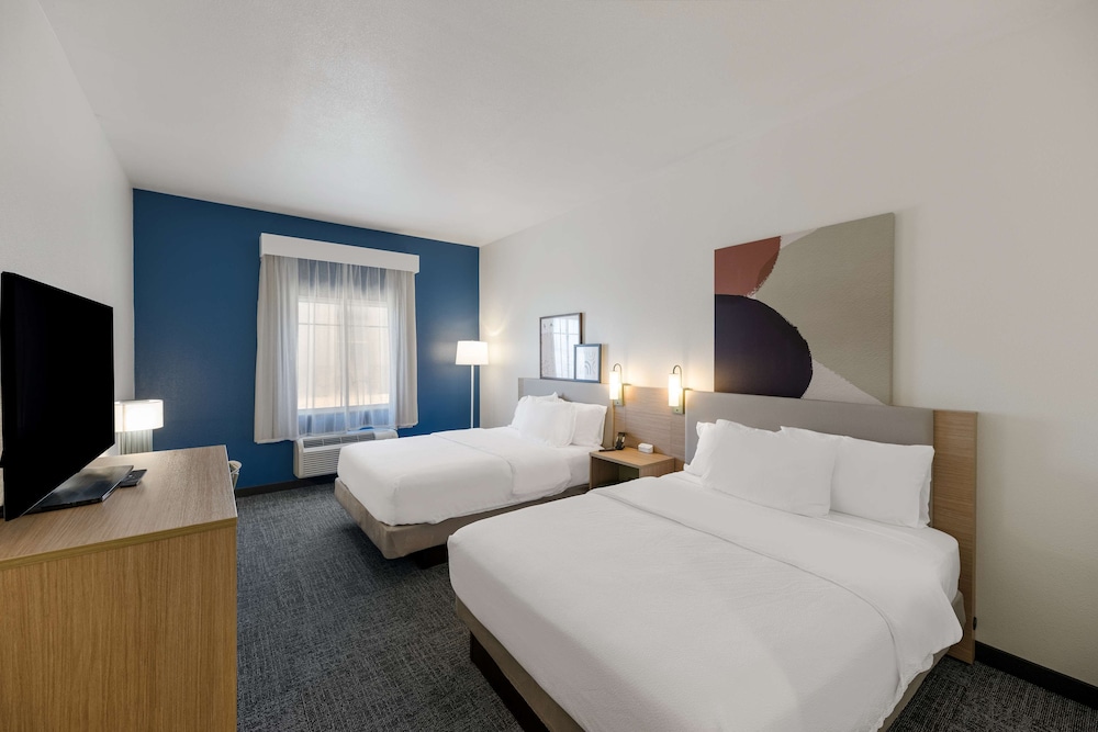 Spark by Hilton Midland South - photo 6
