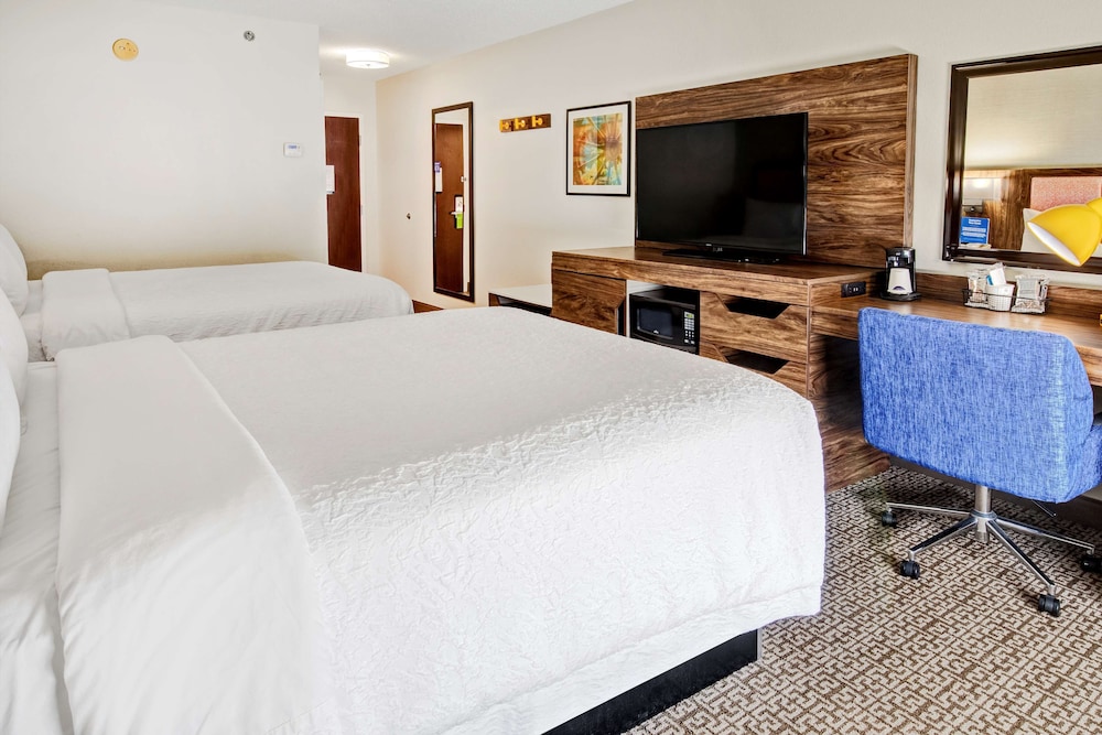 Hampton Inn Van Buren - photo 2