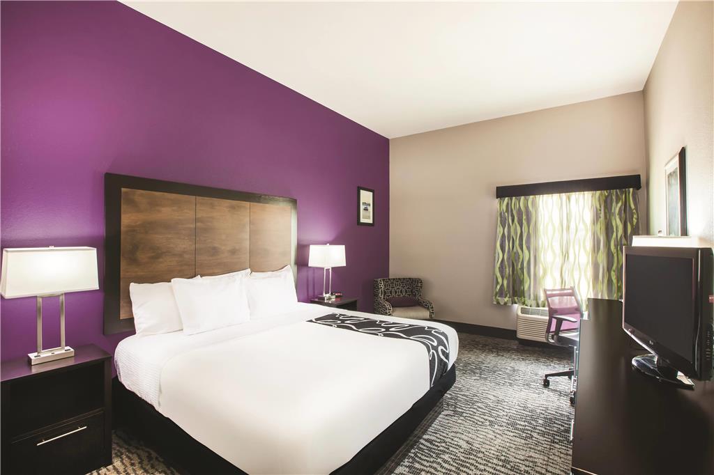 La Quinta Inn & Suites by Wyndham Baton Rouge Denham Springs - photo 10