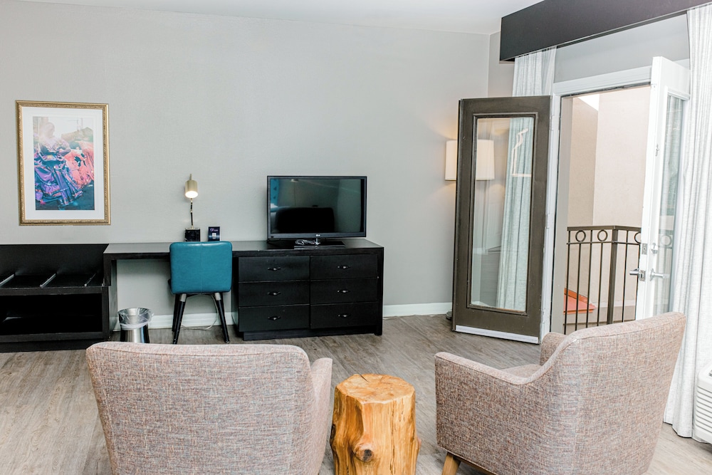 Hotel Indigo San Antonio Riverwalk by IHG - photo 13