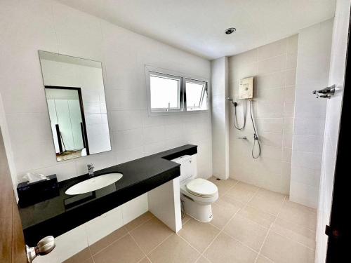 B&Ampt See Breeze in Bang Lamung, Thailand