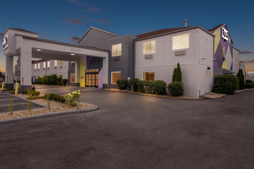 Spark by Hilton Oak Forest - photo 52
