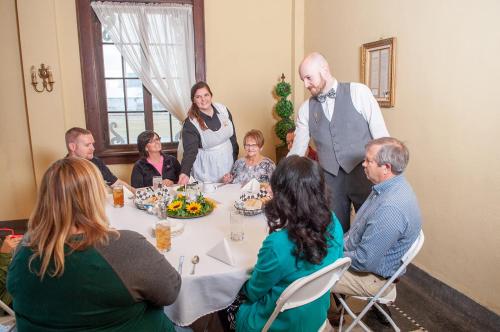 The Historic Wolf Hotel - photo 47