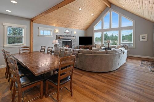 Five Peaks ac hot Tub 5br 3.5ba - photo 20