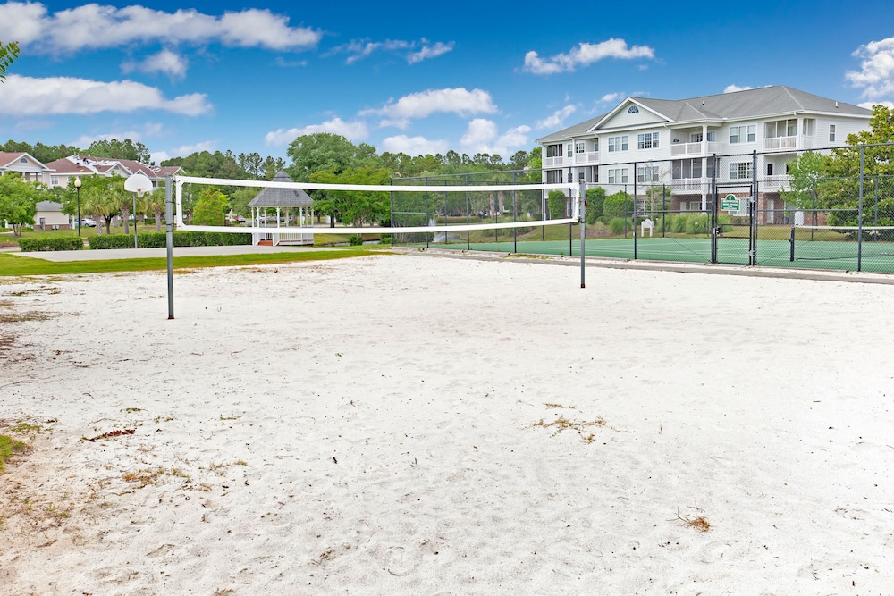 Barefoot Resort & Yacht Club - photo 90