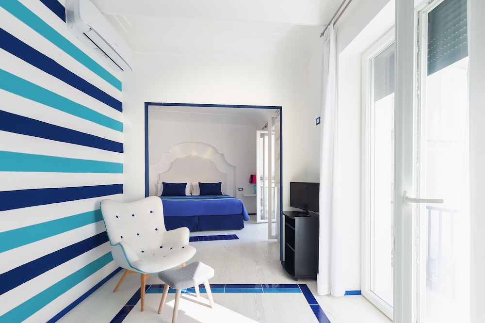 Twin Suites — Capri — photo 2