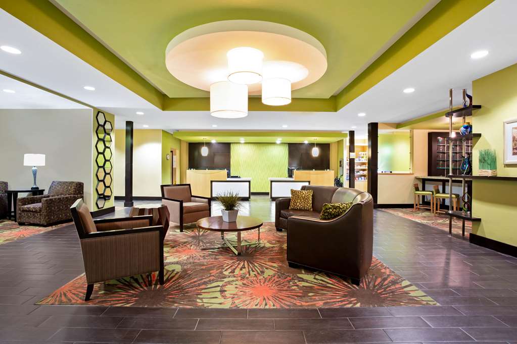 La Quinta Inn & Suites by Wyndham Pecos - photo 8