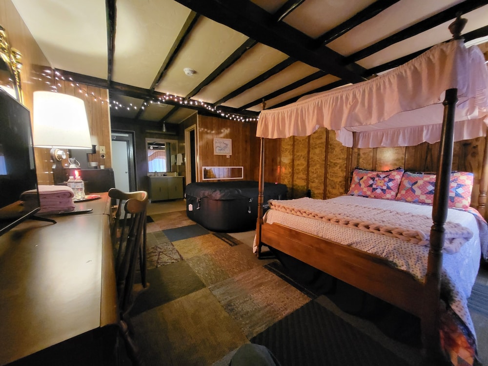 Pocono Mountains Hotel and Spa - photo 34