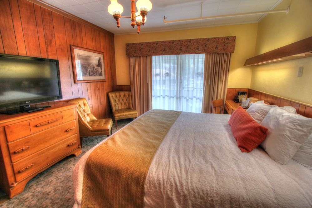 The Historic Gatlinburg Inn - photo 26