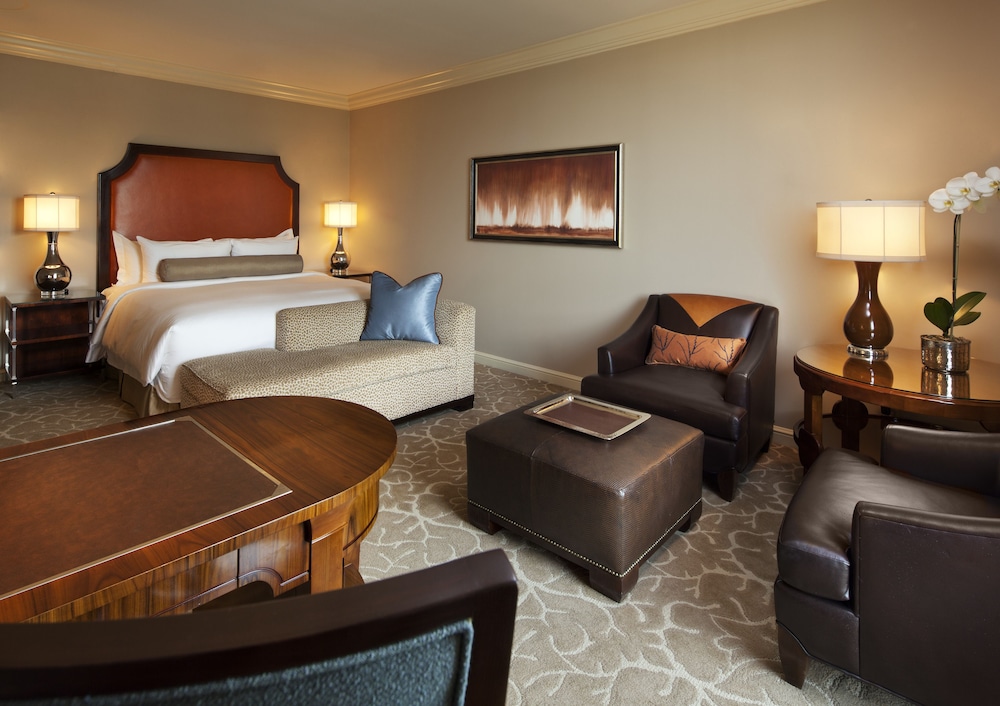 Houston Grand Hotel River Oaks - photo 8