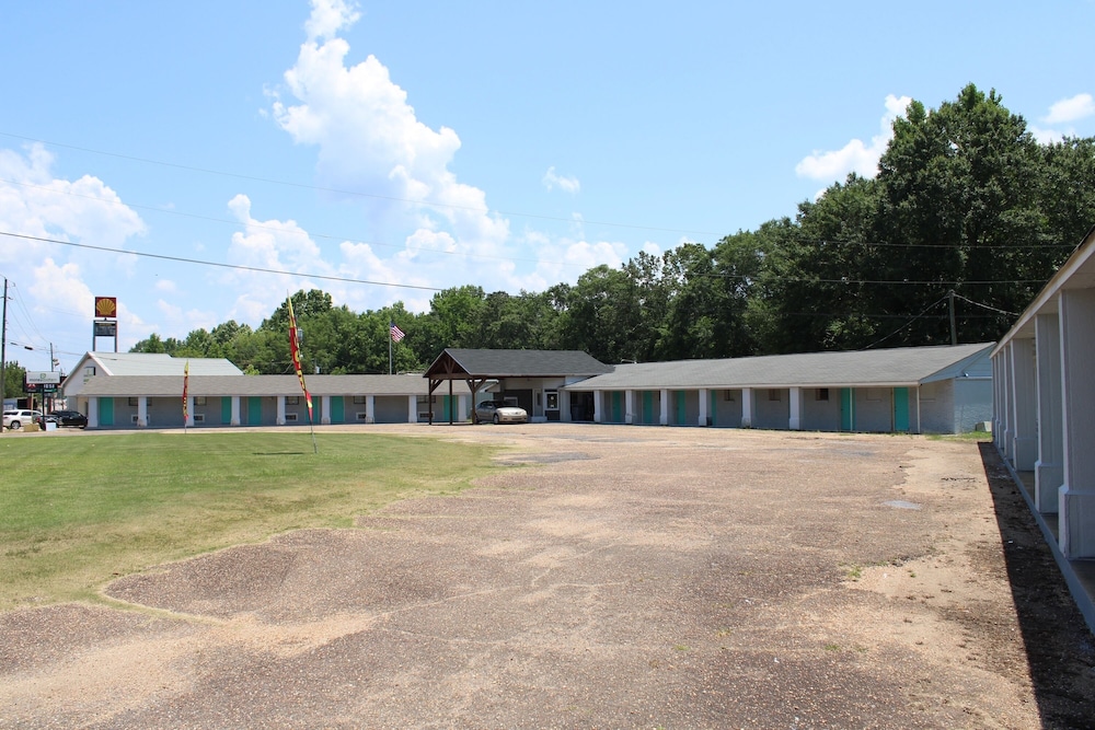 Grand Motel Inn and Suites of Reform AL - photo 14