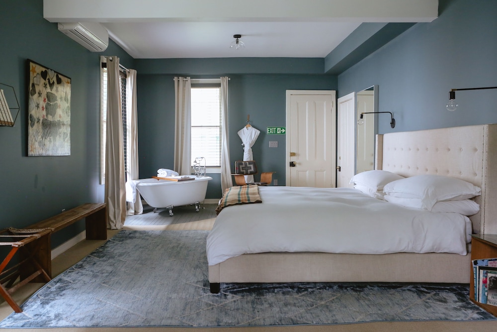 The North Branch Inn - photo 4