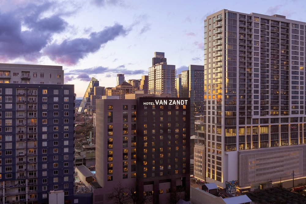 Hotel Van Zandt - photo 60