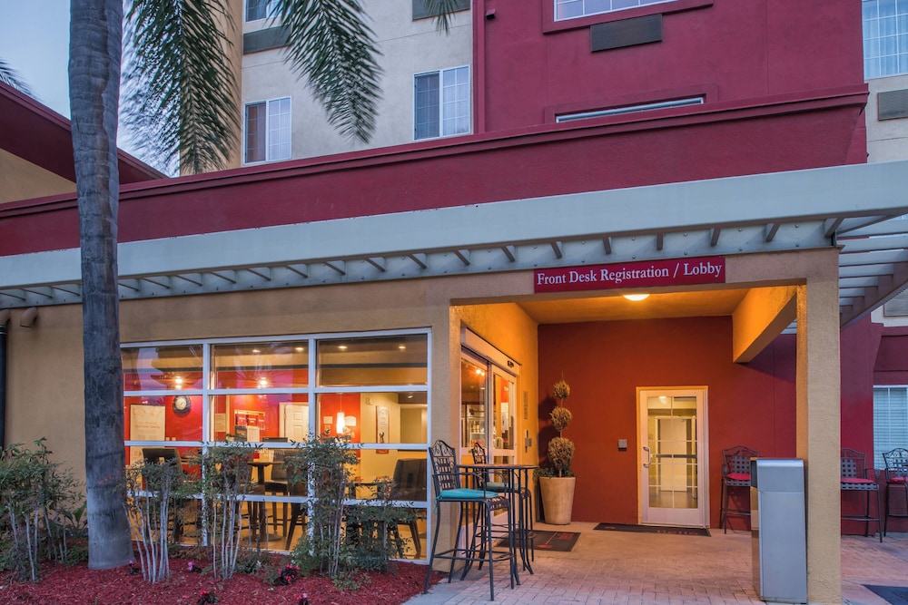 TownePlace Suites By Marriott Anaheim Maingate Near Angel Stadium - photo 38