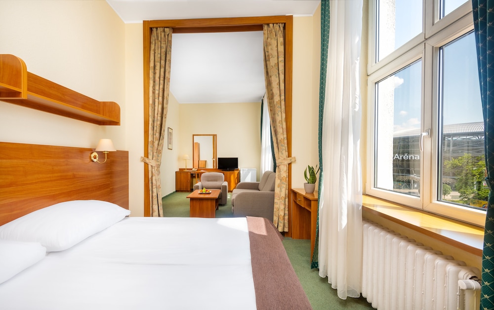 Hotel Millennium - carbon neutral hotel in Budapest