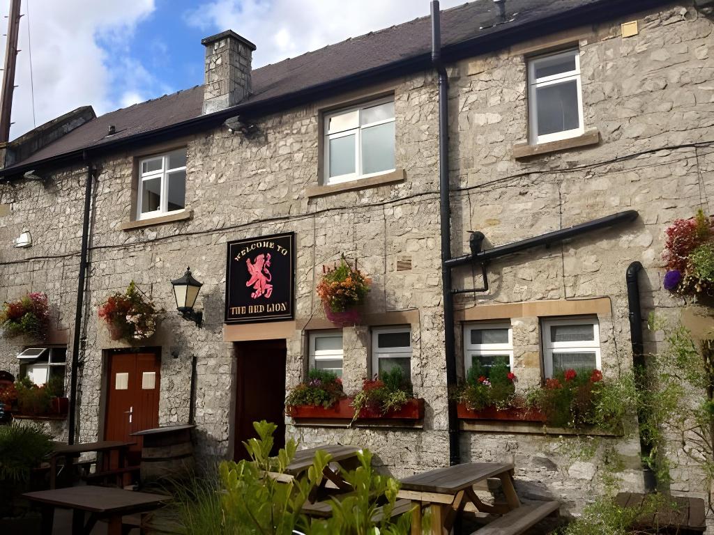 The Red Lion — Bakewell — photo 2