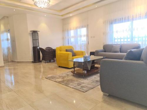 Khalda Rooftop Apt. — 4-Star Luxury Hotel in Amman, Jordan