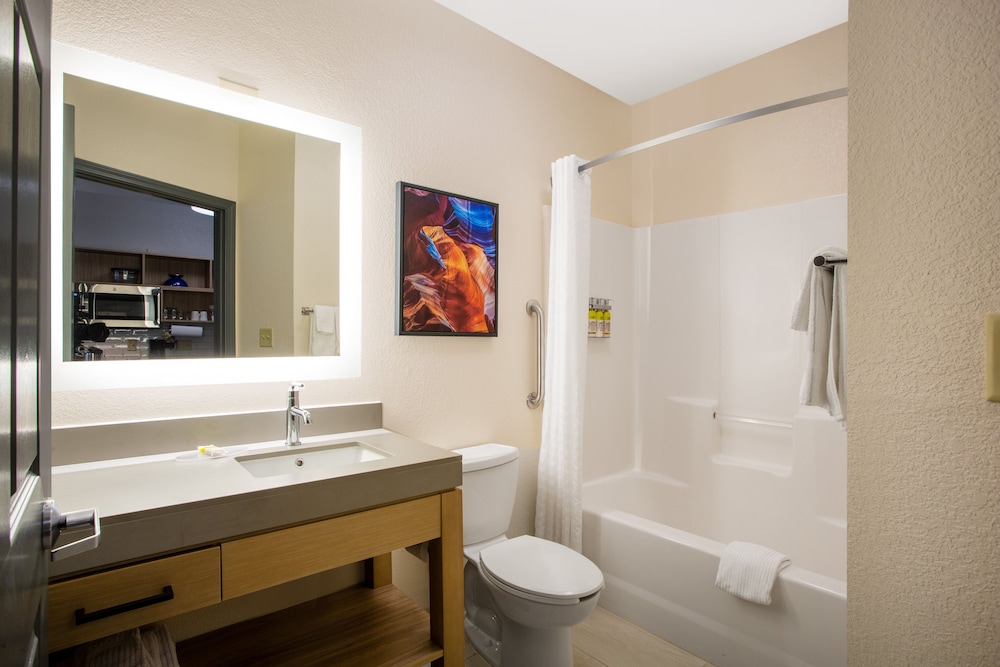 Candlewood Suites Apex Raleigh Area by IHG - photo 21
