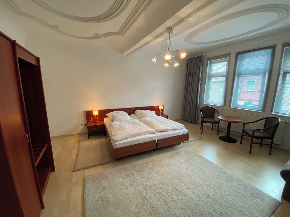 Passage 84 Hotel & Café — Heilbad Heiligenstadt — photo 5