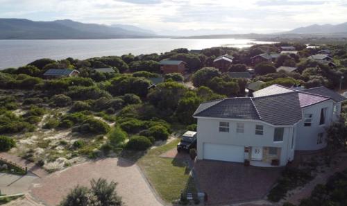 Flamingo Haven - carbon neutral hotel in Hermanus