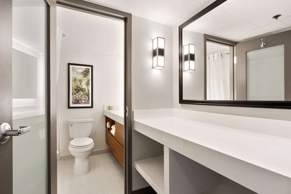 DoubleTree by Hilton New Orleans - photo 24