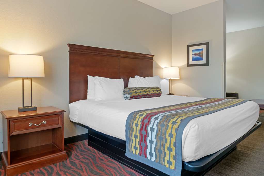 Best Western Executive Inn & Suites - photo 23